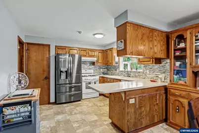 4806 Capistrano Ct NE, Salem, OR 97305 - Photo 17