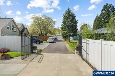 4848 Ricks Ln NE, Salem, OR 97305 - Photo 31