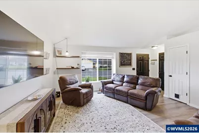 690 S Sunrise Dr, Jefferson, OR 97352 - Photo 7