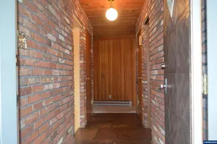 550 Riverview Dr NW, Salem, OR 97304 - Photo 9