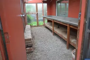 550 Riverview Dr NW, Salem, OR 97304 - Photo 25