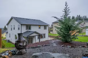 240 North Ave, Brownsville, OR 97327 - Photo 47