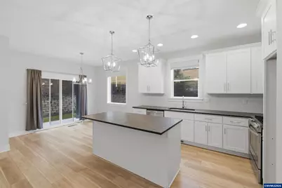 240 North Av, Brownsville, OR 97327 - Photo 9