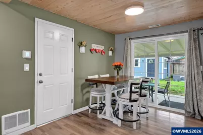 720 W Airway Rd, Lebanon, OR 97355 - Photo 7