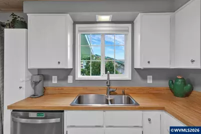 720 W Airway Rd, Lebanon, OR 97355 - Photo 11