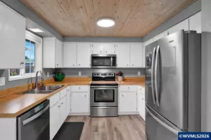 720 W Airway Rd, Lebanon, OR 97355 - Photo 3