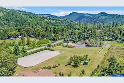 453 Riverwood Ln, Oakland, OR 97462 - Photo 3