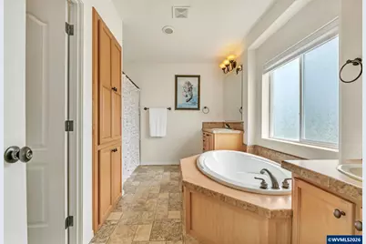 453 Riverwood Ln, Oakland, OR 97462 - Photo 29