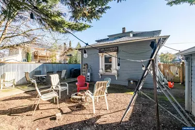 428 NW 12th St, Corvallis, OR 97330 - Photo 39