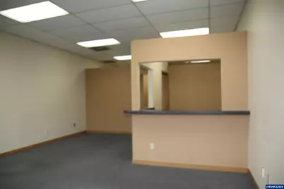 1544 9th St SE, Albany, OR 97322 - Photo 3