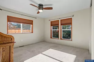 2120 Robins Ln SE, Salem, OR 97306 - Photo 27