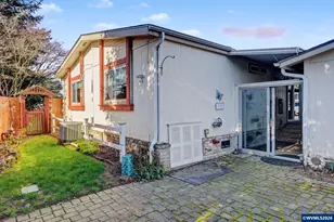 2120 Robins Ln SE, Salem, OR 97306 - Photo 37