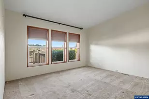 2120 Robins Ln SE, Salem, OR 97306 - Photo 13