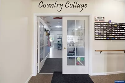 403 E Clackamas Cir, Woodburn, OR 97071 - Photo 45