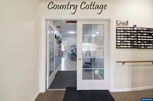 403 E Clackamas Cir, Woodburn, OR 97071 - Photo 45