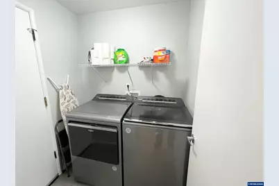 403 E Clackamas Cir, Woodburn, OR 97071 - Photo 25