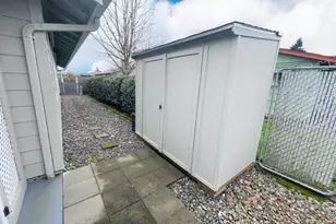 403 E Clackamas Cir, Woodburn, OR 97071 - Photo 35