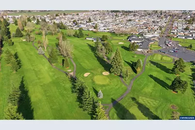 403 E Clackamas Cir, Woodburn, OR 97071 - Photo 41