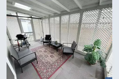 403 E Clackamas Cir, Woodburn, OR 97071 - Photo 9