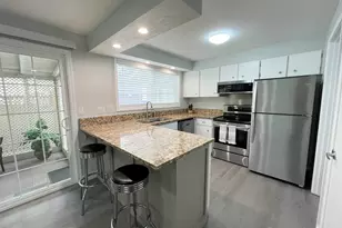 403 E Clackamas Cir, Woodburn, OR 97071 - Photo 5