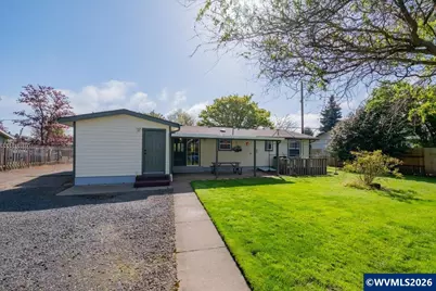 220 View Ln, Lebanon, OR 97355 - Photo 35