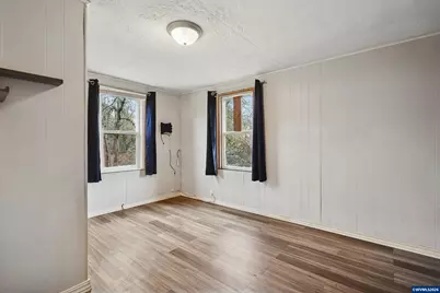 27329 Rowell Hill Rd, Sweet Home, OR 97386 - Photo 13