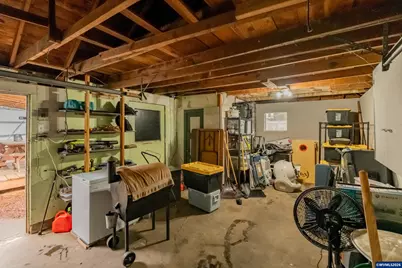 3090 D St NE, Salem, OR 97301 - Photo 31