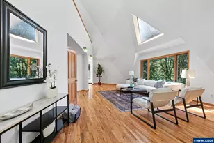 7210 NW Grandview Dr, Corvallis, OR 97034 - Photo 3