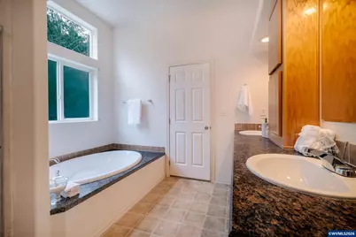 125 SE Whalesong Dr, Depoe Bay, OR 97341 - Photo 37