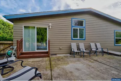 125 SE Whalesong Dr, Depoe Bay, OR 97341 - Photo 7