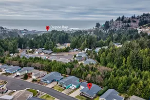 125 SE Whalesong Dr, Depoe Bay, OR 97341 - Photo 15