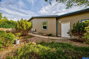 125 SE Whalesong Dr, Depoe Bay, OR 97341 - Photo 9