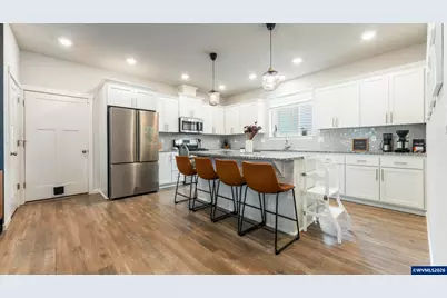 3933 Lindburg Rd SE, Salem, OR 97302 - Photo 13