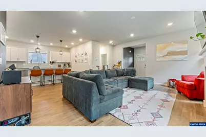 3933 Lindburg Rd SE, Salem, OR 97302 - Photo 11