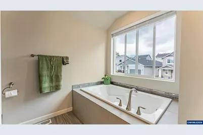 3933 Lindburg Rd SE, Salem, OR 97302 - Photo 35