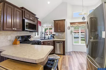 8372 Enchanted (#193) Wy SE, Turner, OR 97392 - Photo 11