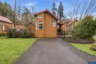 8372 Enchanted (#193) Wy SE, Turner, OR 97392 - Photo 1