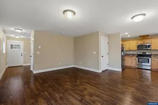 881 Limelight Ave NW, Salem, OR 97304 - Photo 9