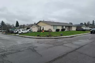 4324 47th (And 4710 Linfield) Av NE, Salem, OR 97305 - Photo 1