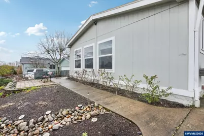 1988 Michigan City Ln NW, Salem, OR 97304 - Photo 5