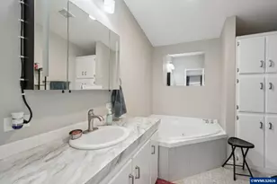 1988 Michigan City Ln NW, Salem, OR 97304 - Photo 25