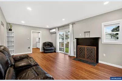 155 E Rose St, Lebanon, OR 97355 - Photo 9