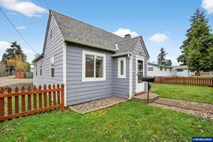 155 E Rose St, Lebanon, OR 97355 - Photo 3