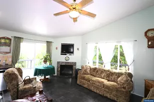 3345 Sample Rd, Falls City, OR 97344 - Photo 5