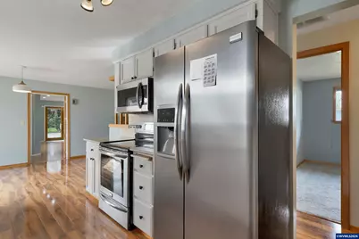 4280 Pullman Av SE, Salem, OR 97302 - Photo 17