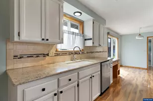 4280 Pullman Ave SE, Salem, OR 97302 - Photo 15