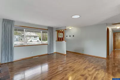 4280 Pullman Av SE, Salem, OR 97302 - Photo 11