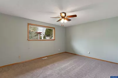 4280 Pullman Av SE, Salem, OR 97302 - Photo 33