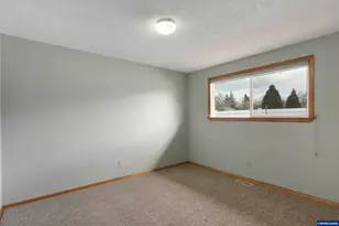 4280 Pullman Ave SE, Salem, OR 97302 - Photo 31