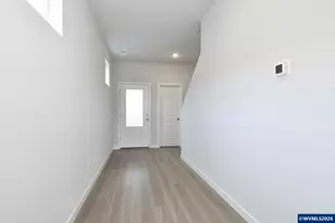 1367 Owl Ave, Woodburn, OR 97071 - Photo 3